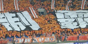 【千亿体育】云南第一场中超！云南玉昆主场亮出巨型TIFO“高原制霸”！