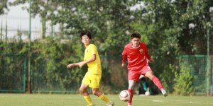 【千亿体育】中青赛U17组决赛第一阶段第四轮：海港U17队2-0深圳新鹏城U17队