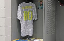 【千亿体育】阿利森为何穿110号球衣？为纪念巴西足协、国家队成立110周年