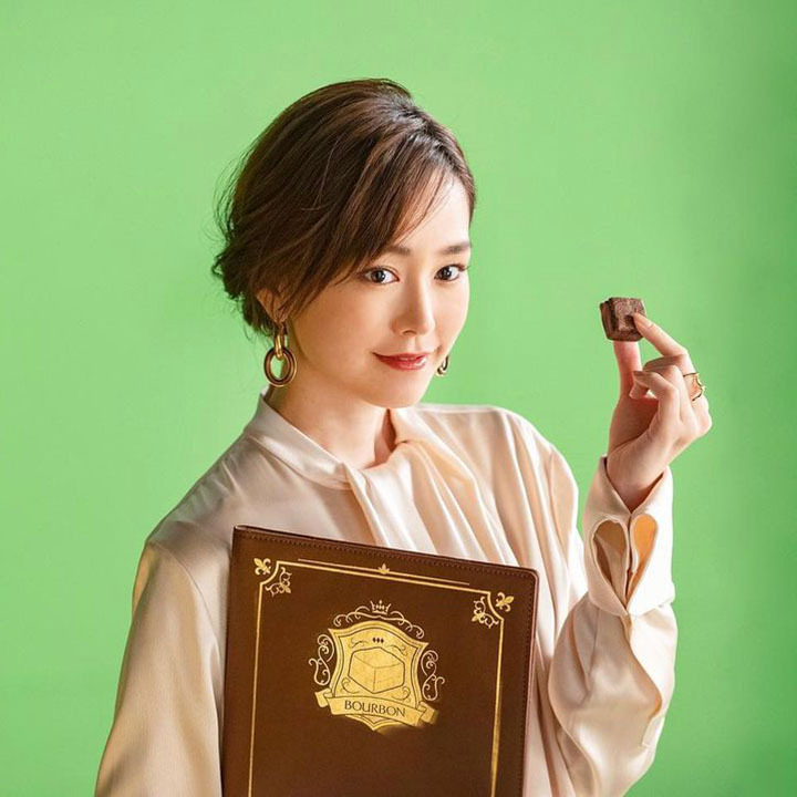 桐谷美玲与合作16年事务所分手很可能不再演戏专心当模特儿