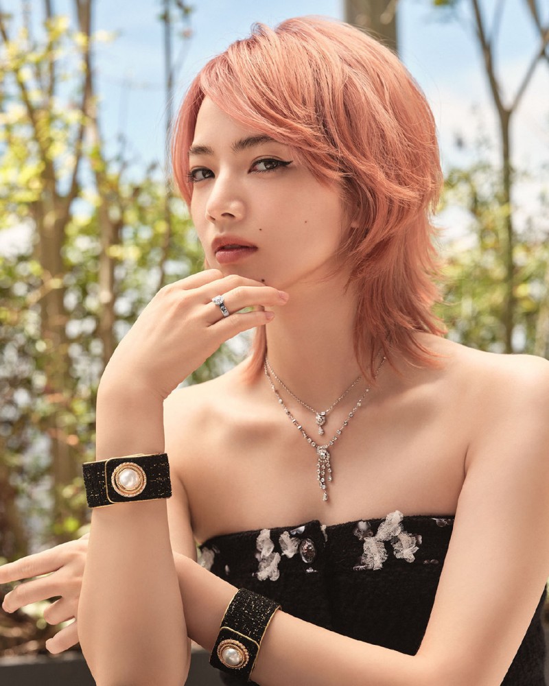 小松菜奈 for VOGUE Japan November 2022 IssueCHANEL Fine Jewelry ​​​